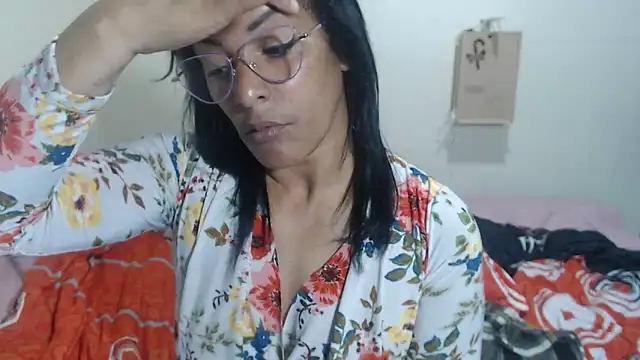 kateleyagrey webcam