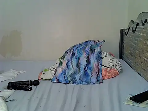 pretty_siren webcam