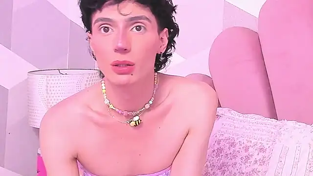 KylieMonnett webcam