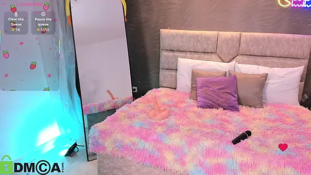Arinextdoor webcam