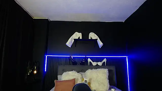 Megan_05_ webcam