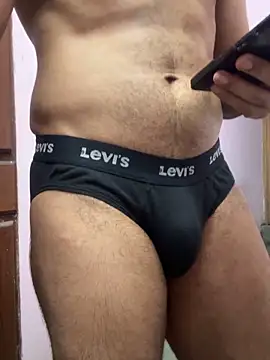 Alexboii01 webcam