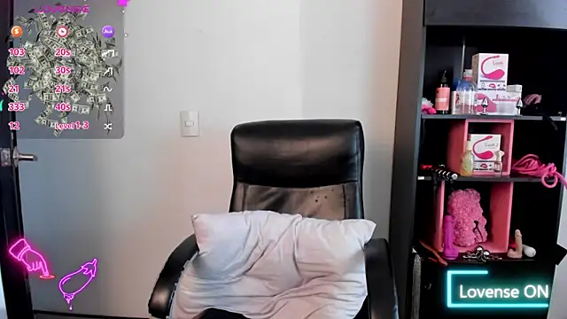 sara_goodgirl13 webcam