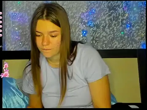 Josephine_Kiss webcam