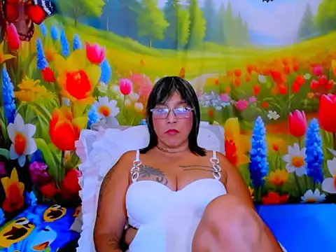indianroxy webcam