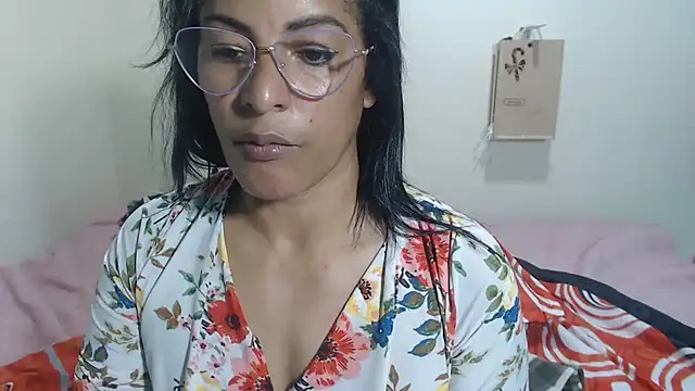 kateleyagrey webcam