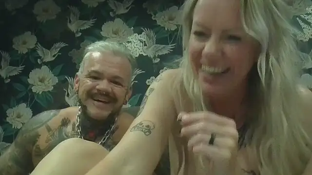 Byle36 - Couple webcam sex chat