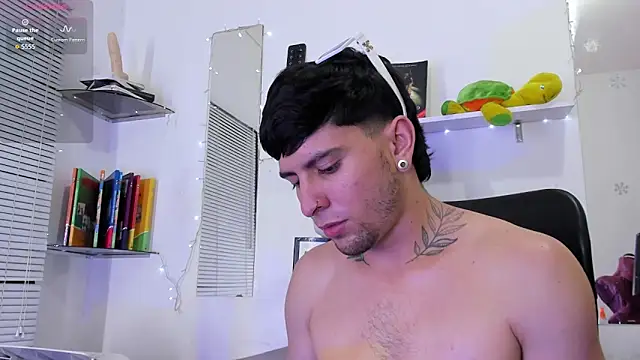 StefanoBigCock webcam
