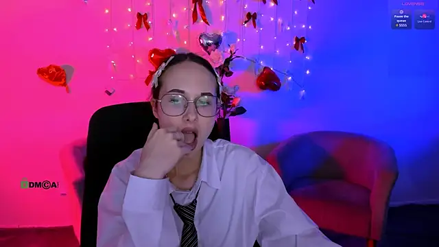 mona_cloud webcam