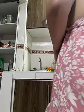 evelyn_1702 webcam