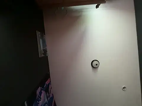 tastemecaroline webcam