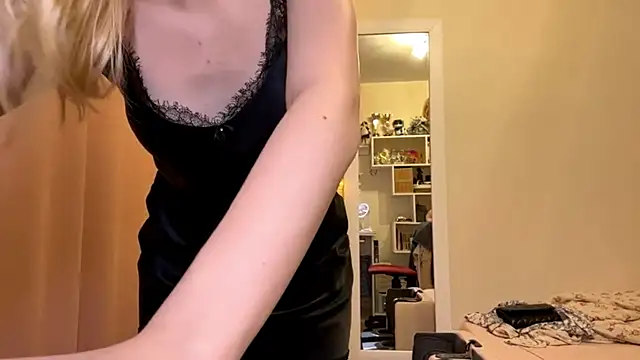 MiaCashe webcam