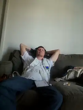 yourMasterisBored webcam