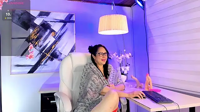 Bella_milff_ webcam