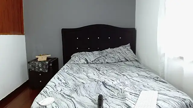 Emilia_1995 webcam