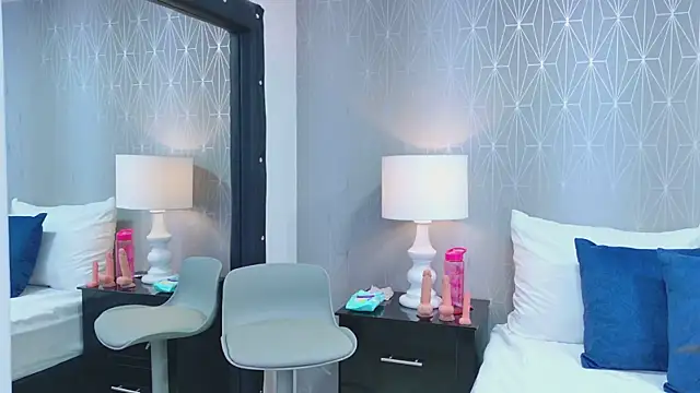 VioletSweetts webcam