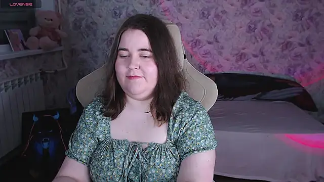 Estelle_Hicks webcam