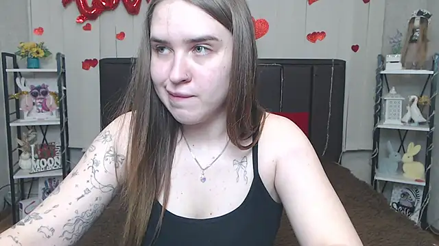 LauraHlot webcam