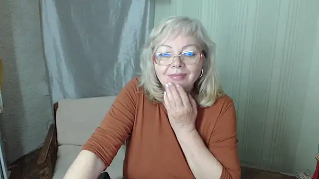 LavandaMay webcam