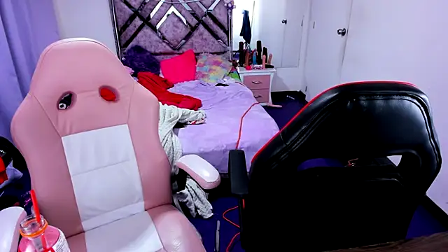 Luna_Analya webcam