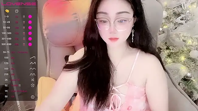 Monica-666888- webcam