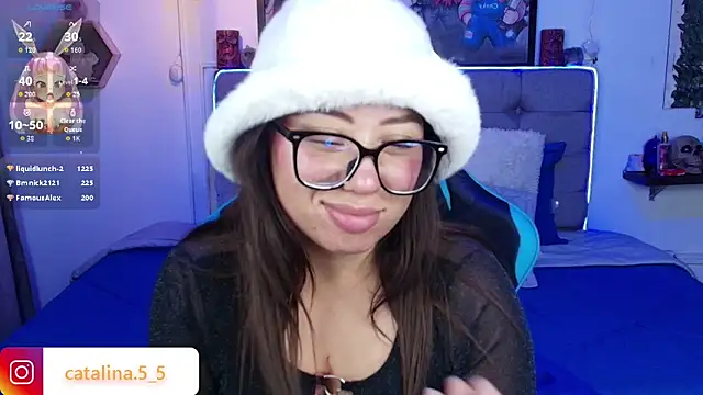 Kata_Bigboobs webcam