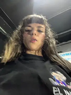 violetasubmissive (F young) - Play pussy