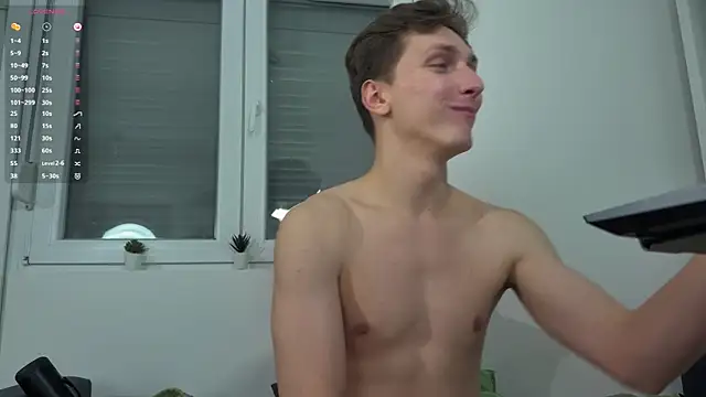 imadri (M twink) - Finger my ass