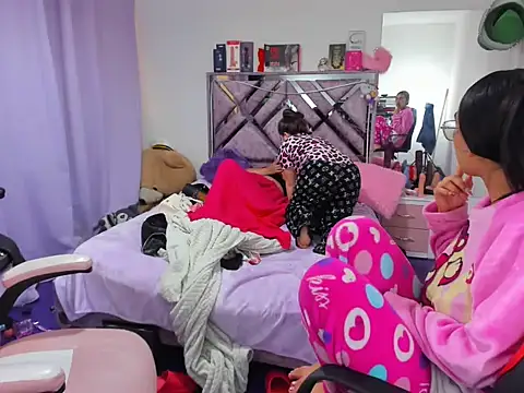 naomi_johnson webcam