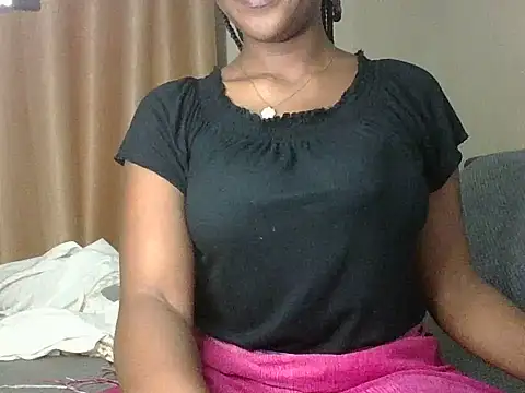 roziebeauty webcam