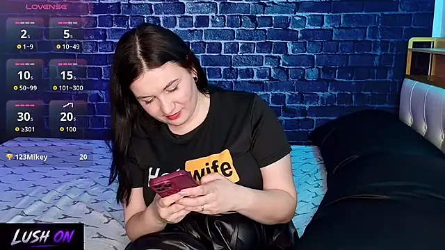 cutecouplereal - CuteCoupleReal's free webcam - UK Sex Cams