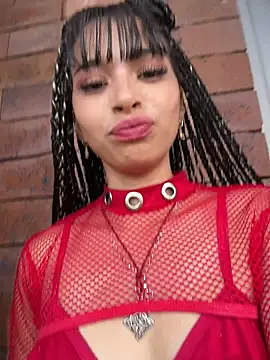 sasha-firee - Sasha-firee's free webcam - UK Sex Cams