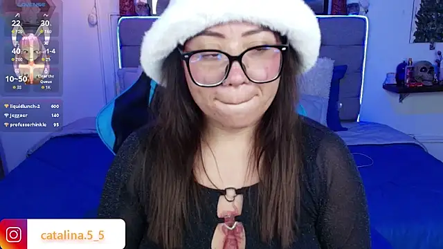 Kata_Bigboobs webcam