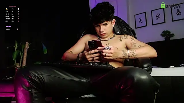 LyleBennett_ webcam