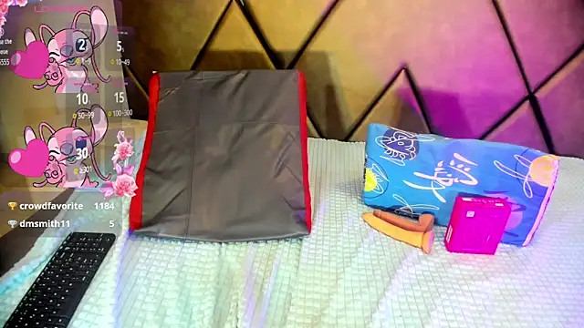 PenelopeGuzman__ webcam