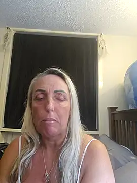 theblondecocklover webcam