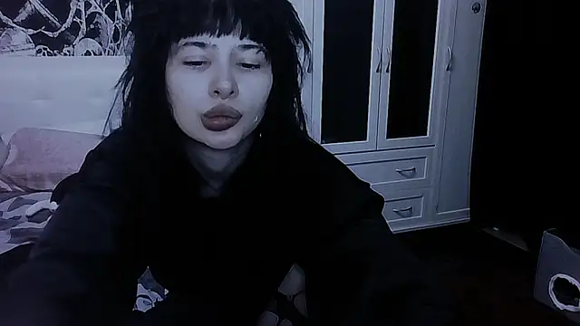 AllisonDeetz webcam