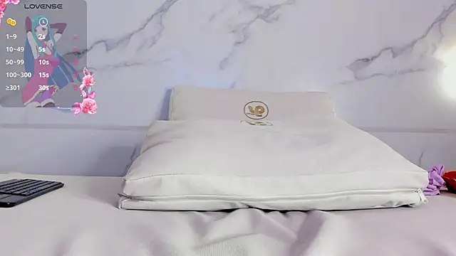 alena_kenner webcam