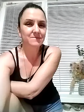 MillaMia45 webcam