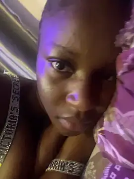 SassyPaulette webcam