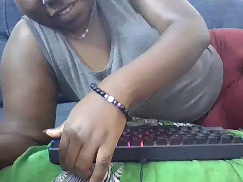 remmy_luna2 webcam