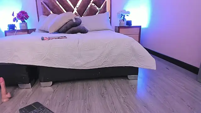 Juliette_Leroyy webcam