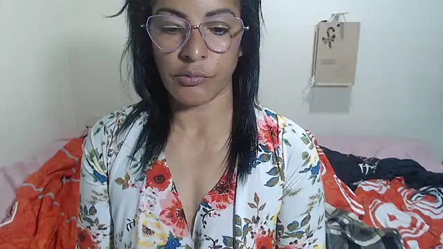 kateleyagrey webcam