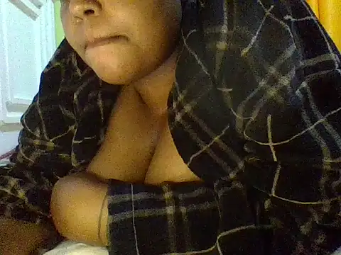 sexychubby22 webcam