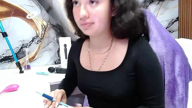 lilimini032 webcam
