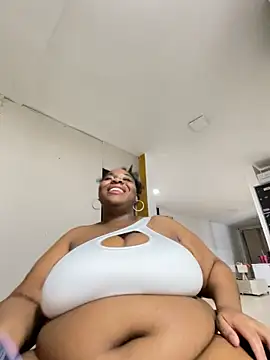 Breisy_bigboobs webcam