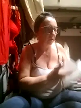 Milfa_nimfomana webcam