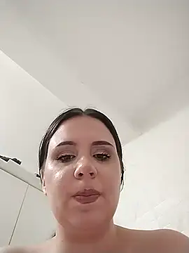 AdelinaJude webcam