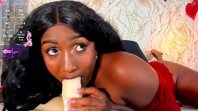 NAOMY_COOPER webcam