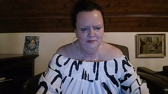 TiffanyMature webcam